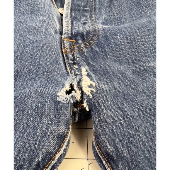 Levis 501 Original Fit Button Fly Men's Jeans W33 L34 Faded Distressed Denim - Picture 11 of 13